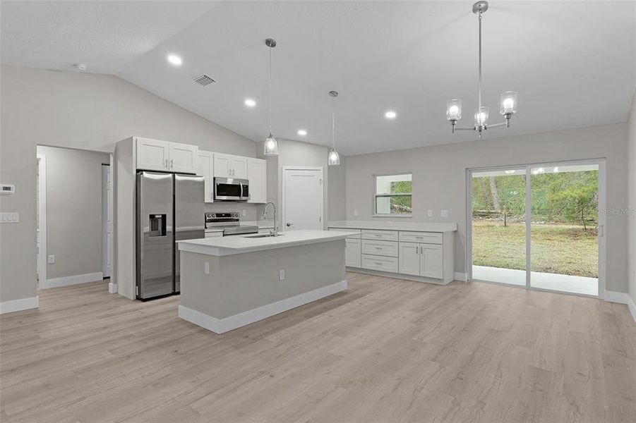 Furnished interior view inside a new home in , Ocklawaha (Image 7).