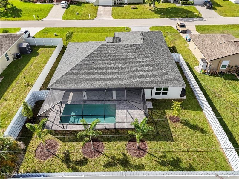 Image 32 of a home in Cape Coral.