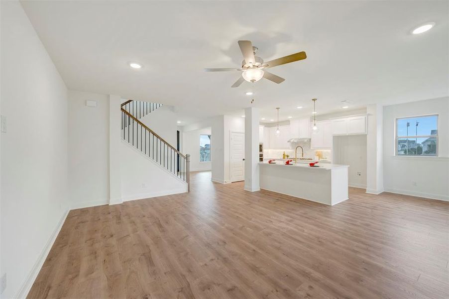 Spacious, unfurnished interior of a new home in Talia – Garden Series, Mesquite (Image 19).