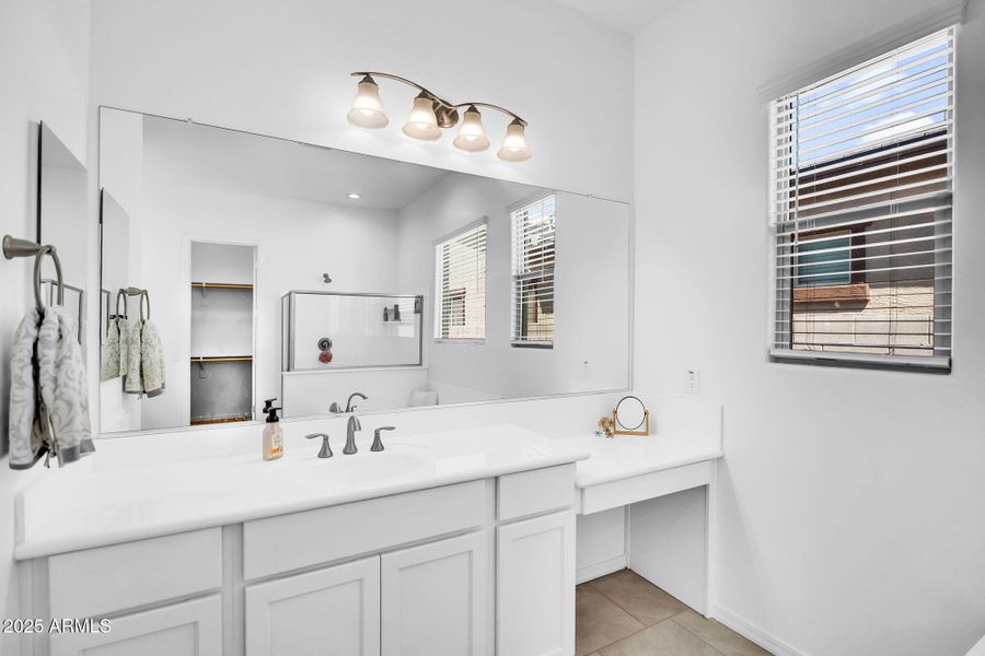 23-web-or-mls-22780 E Orion Way-23