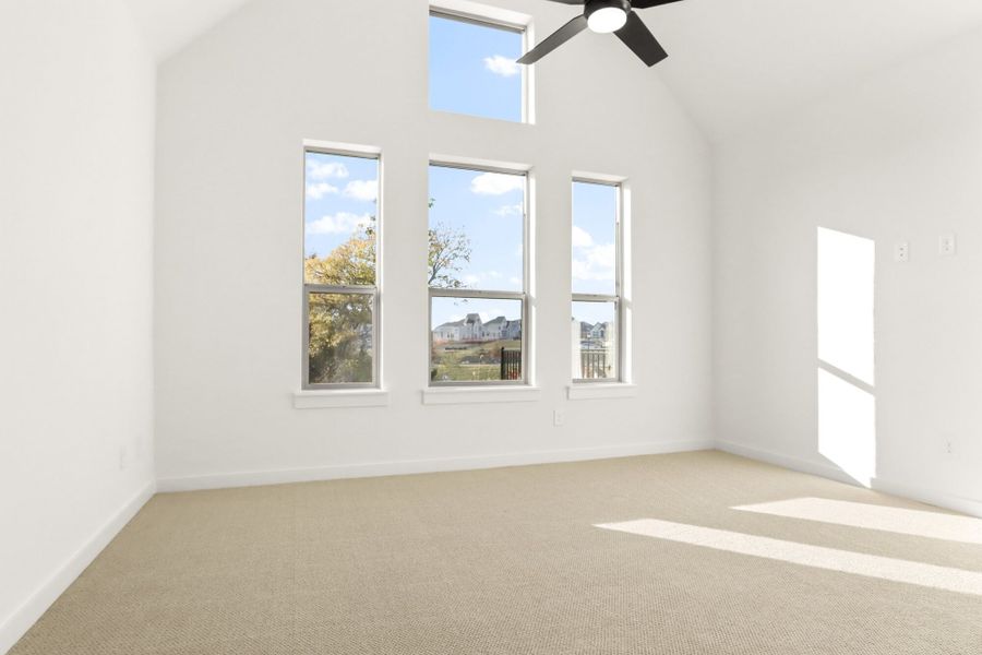 Spacious, unfurnished interior of a new home in Cottonwood Creek, Rowlett (Image 15).