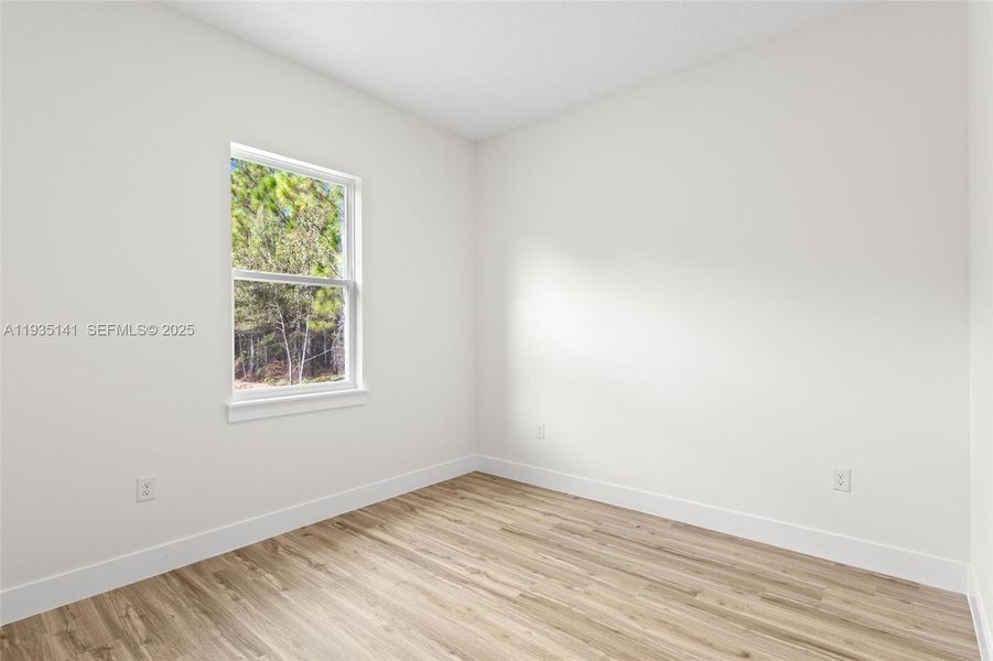 Spacious, unfurnished interior of a new home in , Palm Bay (Image 40).