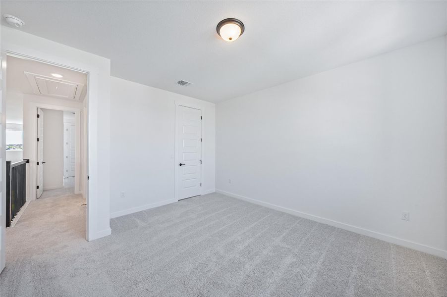 Spacious, unfurnished interior of a new home in , Buda (Image 30).