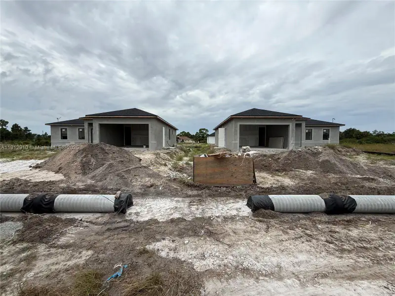 Site preparation for new homesites in , Lehigh Acres (Image 2). Site preparation for new homesites in , Lehigh Acres (Image 2).