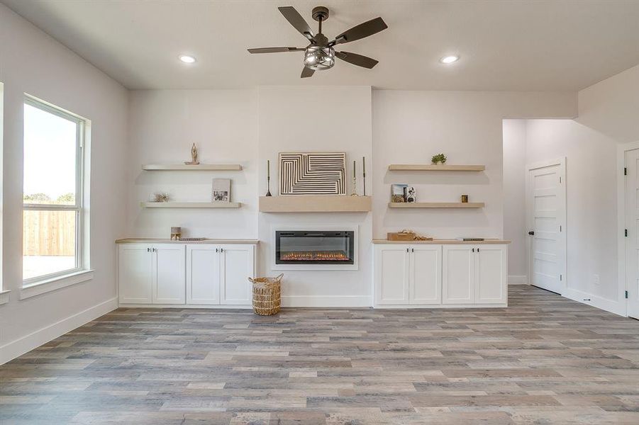 Furnished interior view inside a new home in , Granbury (Image 3). Furnished interior view inside a new home in , Granbury (Image 3).