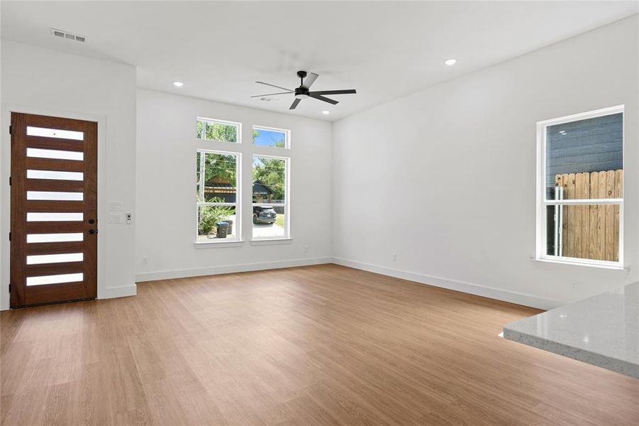 Spacious, unfurnished interior of a new home in , Greenville (Image 19).