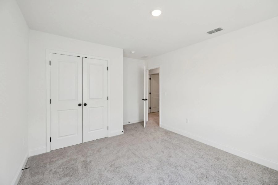 Spacious, unfurnished interior of a new home in Ascent at Arbor Ridge, La Vergne (Image 32).