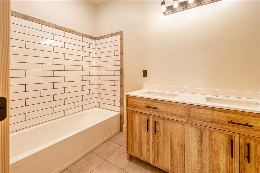 Furnished interior view inside a new home in , Ellijay (Image 3).