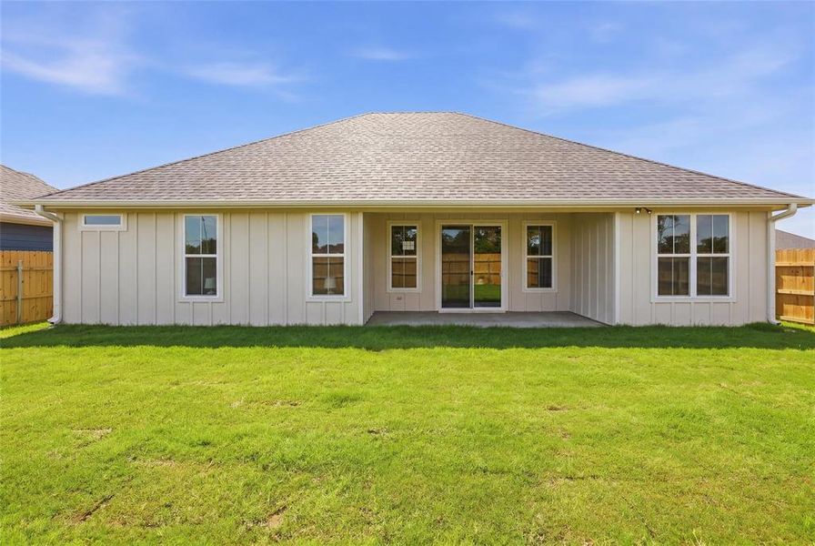 Exterior details and patio area of a home in , Tolar (Image 29).