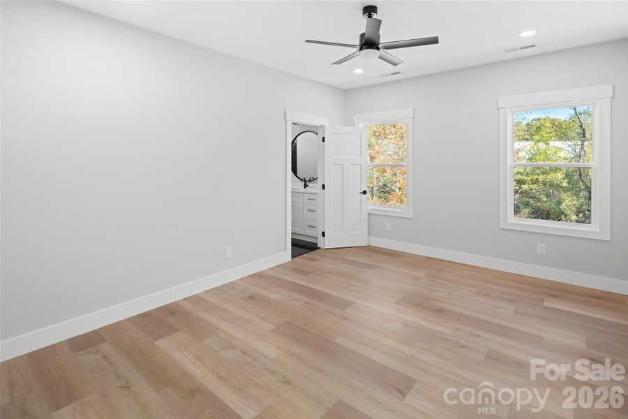 Spacious, unfurnished interior of a new home in , Asheville (Image 14).