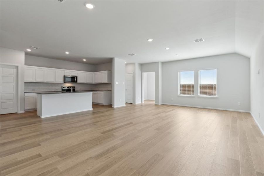 Furnished interior view inside a new home in Elevon, Lavon (Image 19). Furnished interior view inside a new home in Elevon, Lavon (Image 19).