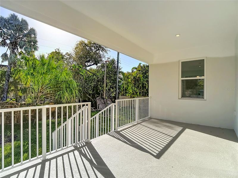 Exterior details and patio area of a home in , Tampa (Image 28).