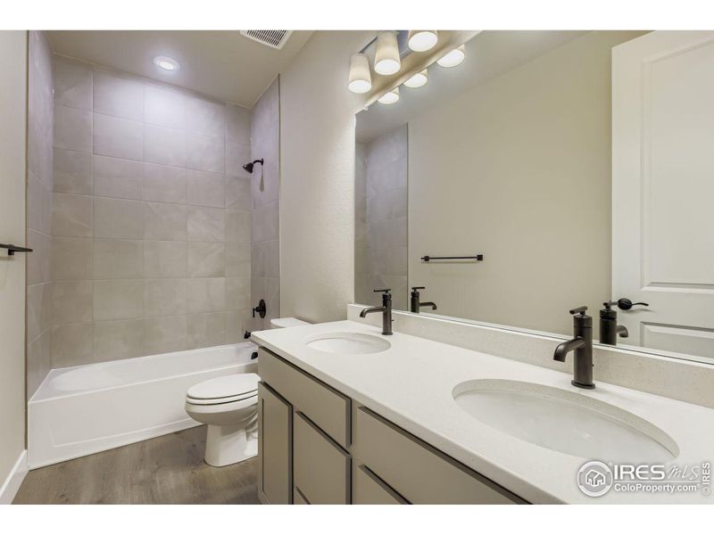 Furnished interior view inside a new home in , Fort Collins (Image 7). Furnished interior view inside a new home in , Fort Collins (Image 7).