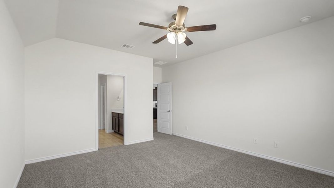 Spacious, unfurnished interior of a new home in Elevon, Lavon (Image 22).