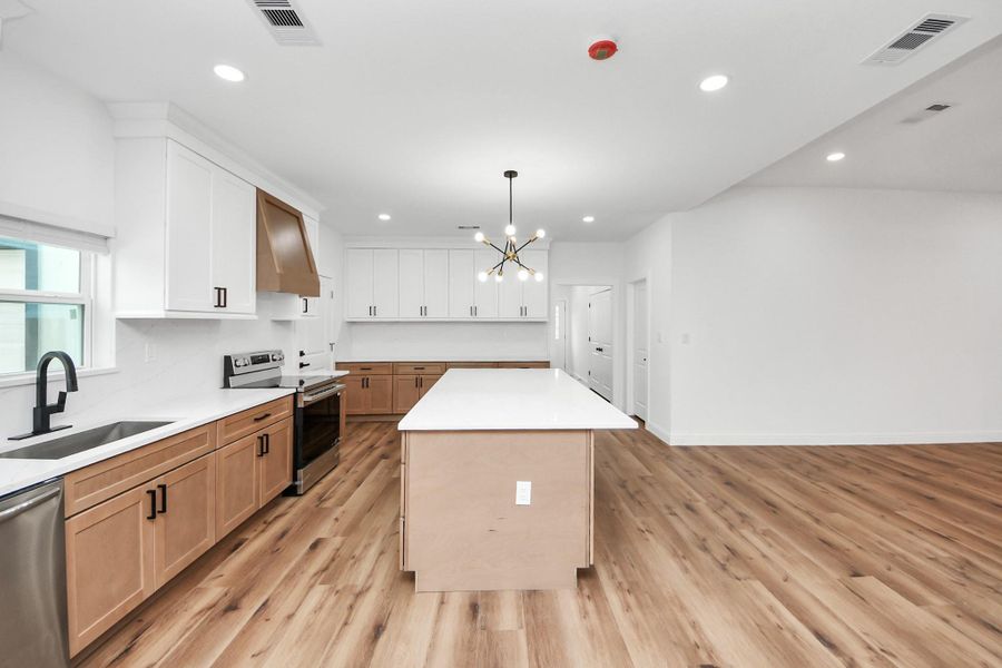 Furnished interior view inside a new home in , Brookshire (Image 14).