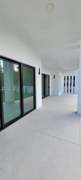 Image 35 of a home in .