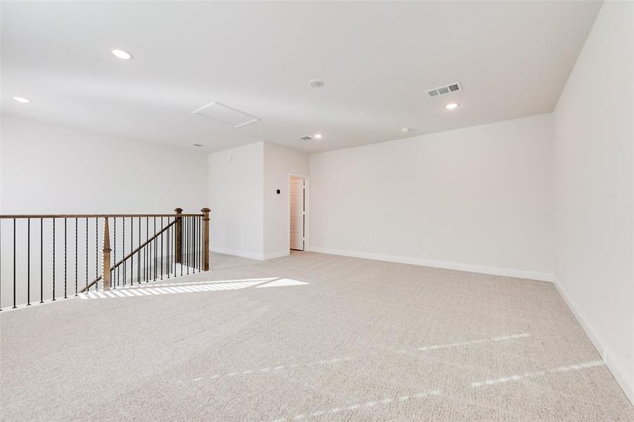 Spacious, unfurnished interior of a new home in Wildflower Ranch, Justin (Image 23).