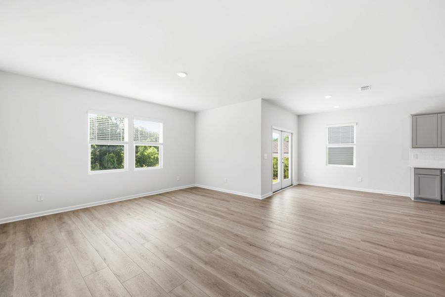 Spacious, unfurnished interior of a new home in Grand Arbor, Blythewood (Image 20). Spacious, unfurnished interior of a new home in Grand Arbor, Blythewood (Image 20).