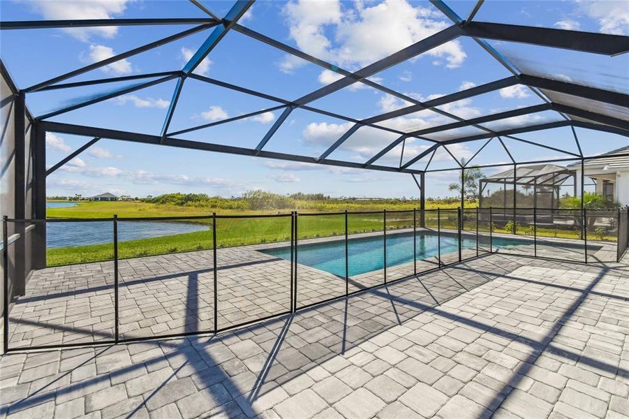 Exterior details and patio area of a home in Palmera Wellen Park - Classic Series, Venice (Image 20). Exterior details and patio area of a home in Palmera Wellen Park - Classic Series, Venice (Image 20).