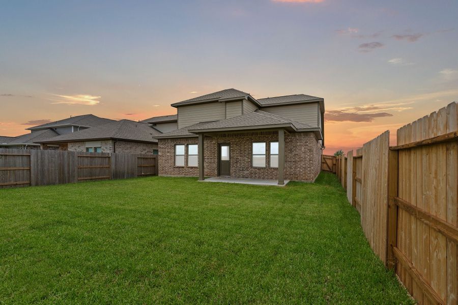 New Home in Angleton, TX.  - Slide 4