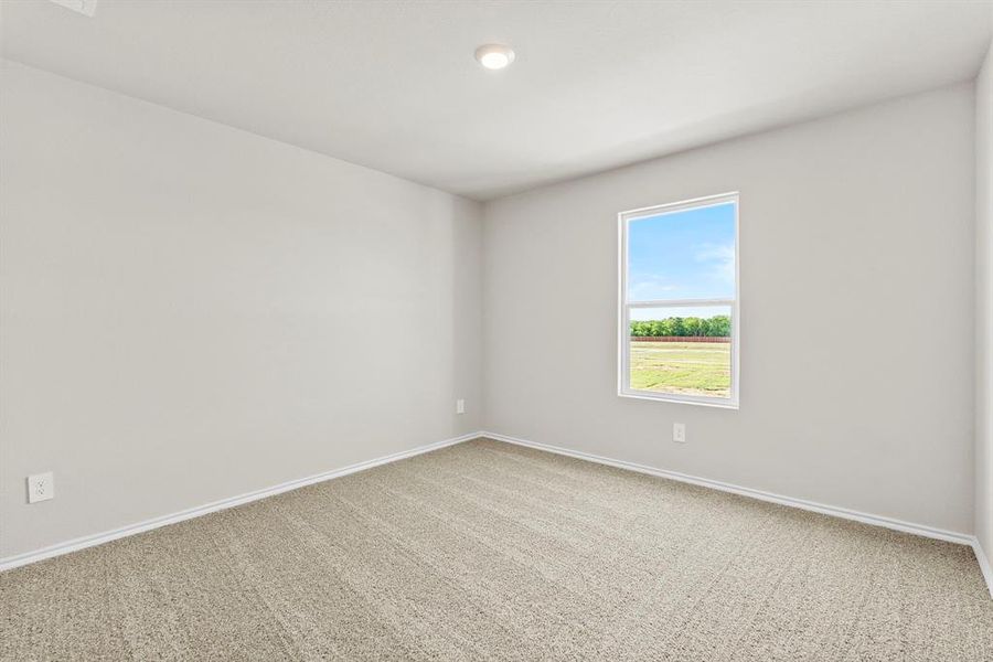 Spacious, unfurnished interior of a new home in Orchard Village, Fort Worth (Image 19).