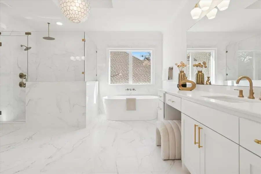 Furnished interior view inside a new home in , Dallas (Image 5).