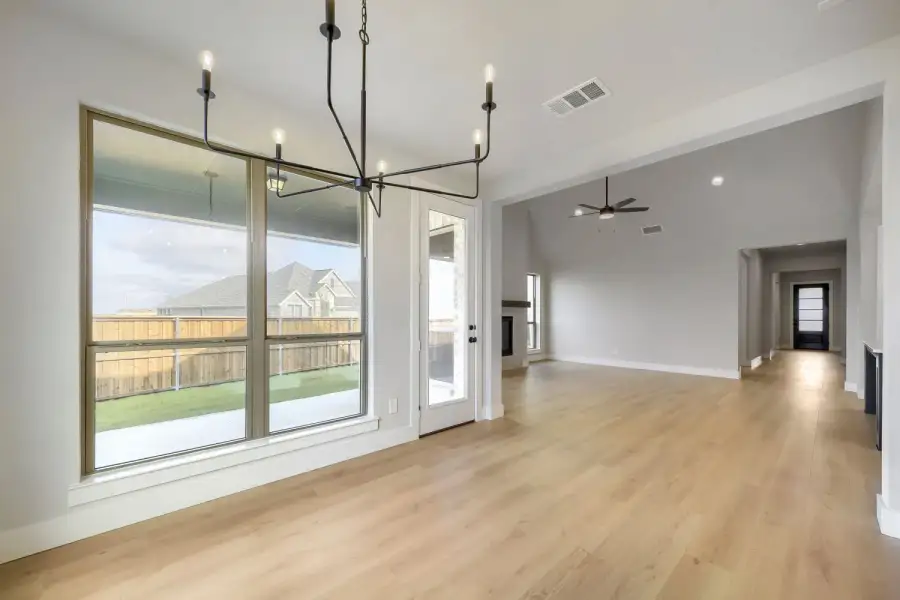 106 Alamito - Dining Area