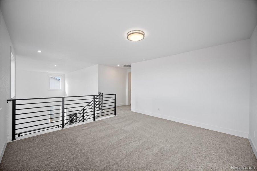 Spacious, unfurnished interior of a new home in Jackson Creek, Monument (Image 18).