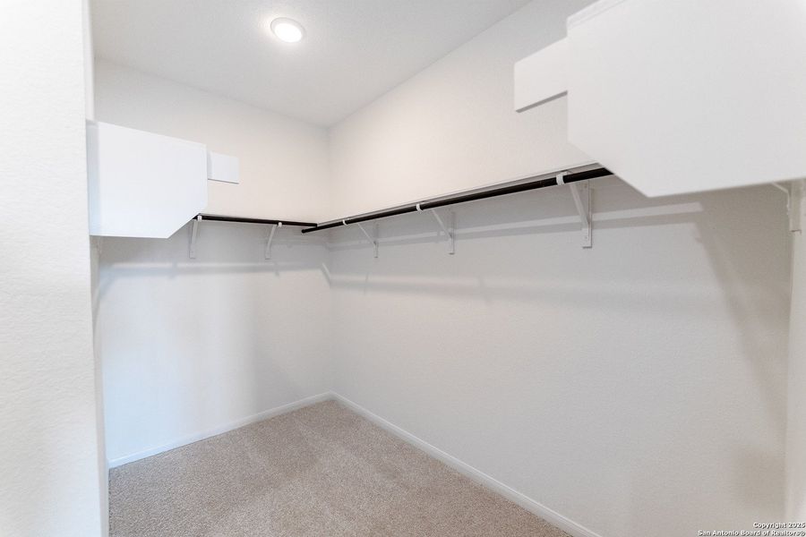 Spacious, unfurnished interior of a new home in Katzer Ranch, Converse (Image 11).