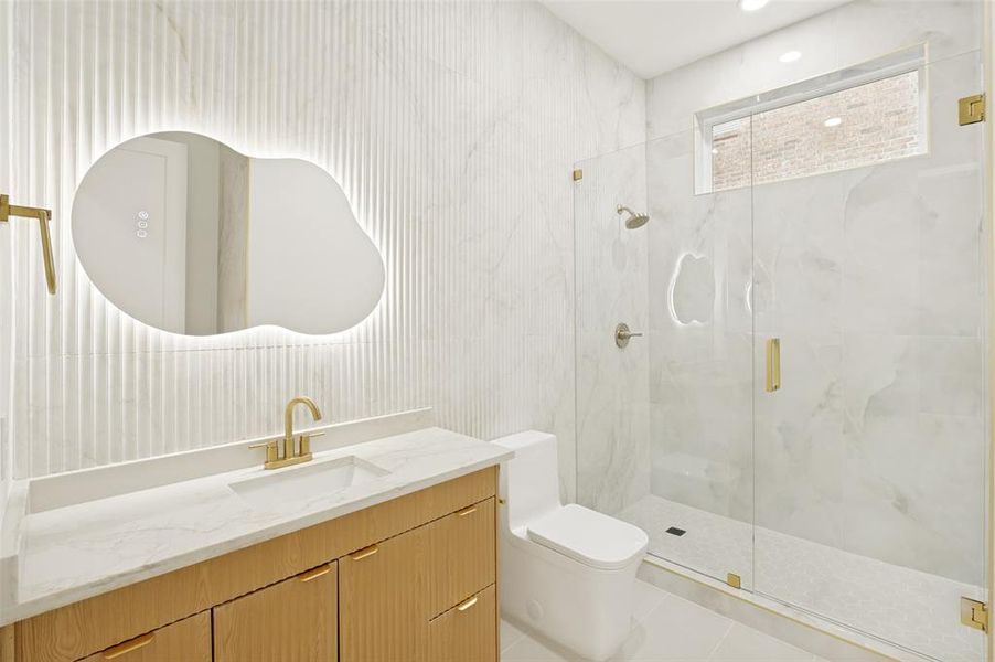 Furnished interior view inside a new home in , Frisco (Image 12).