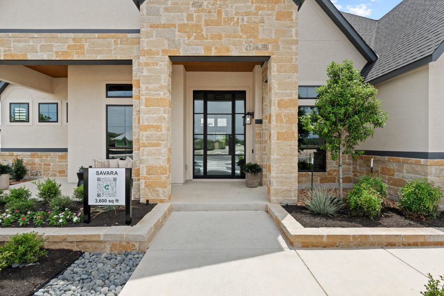 Exterior details and patio area of a home in Caliza Reserve, Boerne (Image 3).