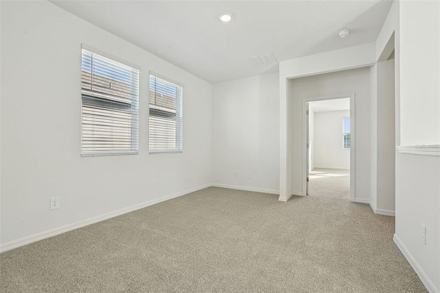 Spacious, unfurnished interior of a new home in The Meadow at Crossprairie Bungalows, St. Cloud (Image 26).