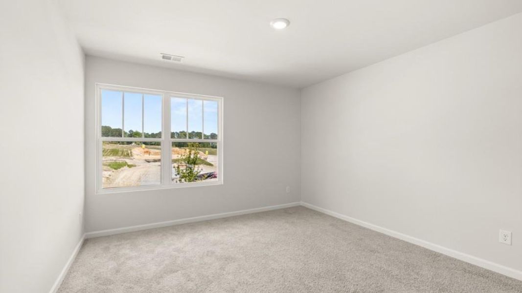 Spacious, unfurnished interior of a new home in Northwoods at Mirror Lake, Villa Rica (Image 29).