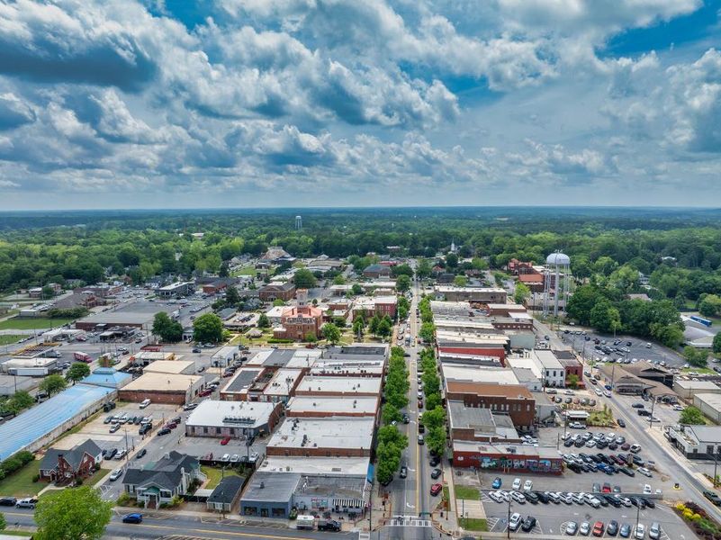 Image 43 of a home in Magnolia Ridge.