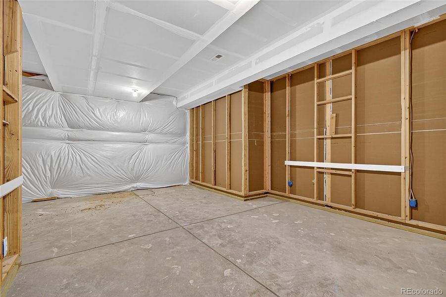 17055 W 92nd Loop ~ Ready Now