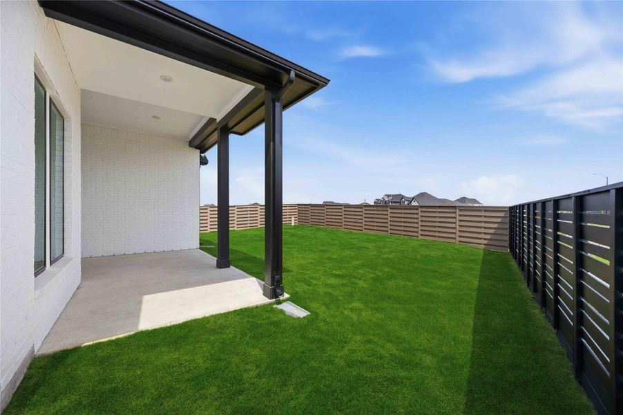Exterior details and patio area of a home in , Richmond (Image 4).