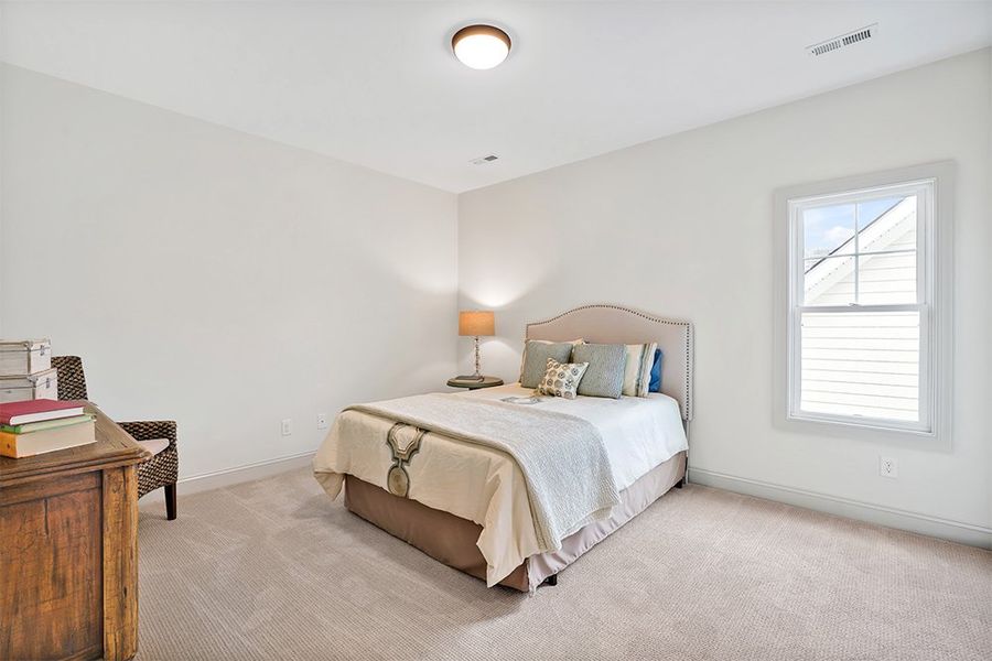 Lumina Island, Guest Bedroom