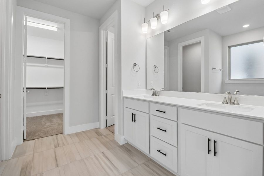 Owners Bathroom