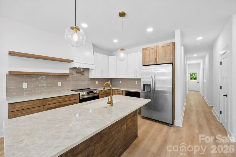 Furnished interior view inside a new home in , Kannapolis (Image 6).