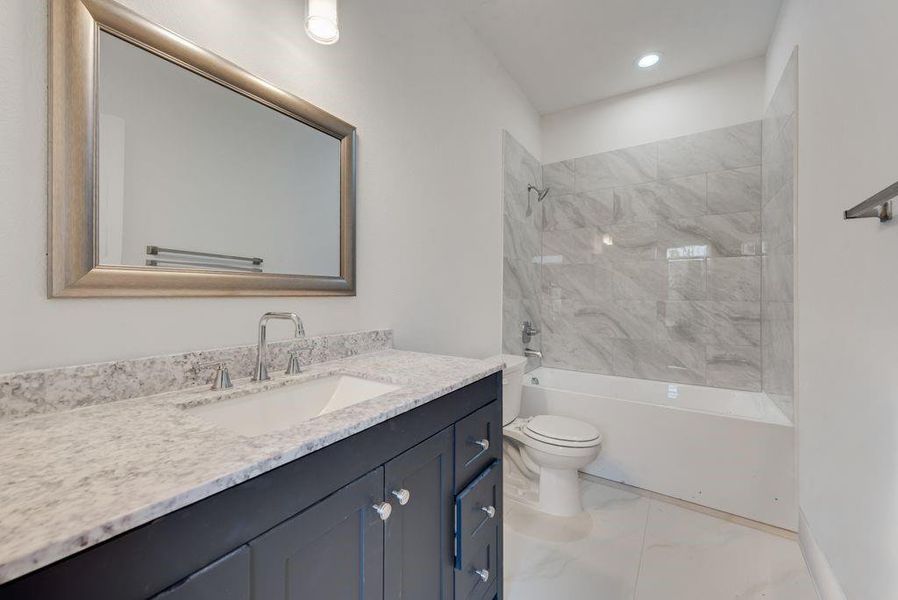Furnished interior view inside a new home in , Dallas (Image 4).