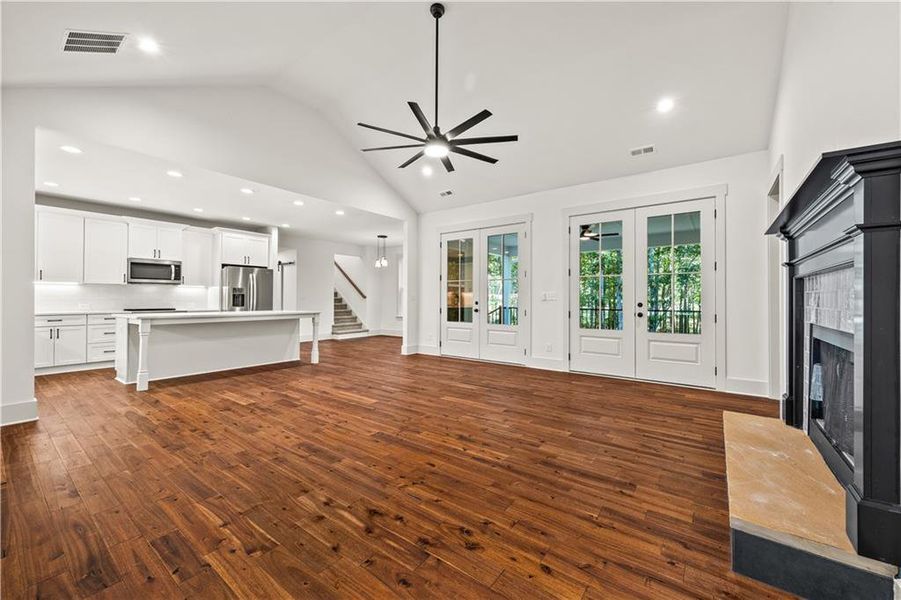 Image 33 of a home in .