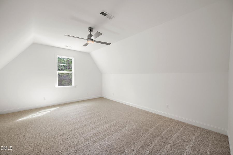 BD05B9B9-3831-445B-9DA5-103409A9CDB6