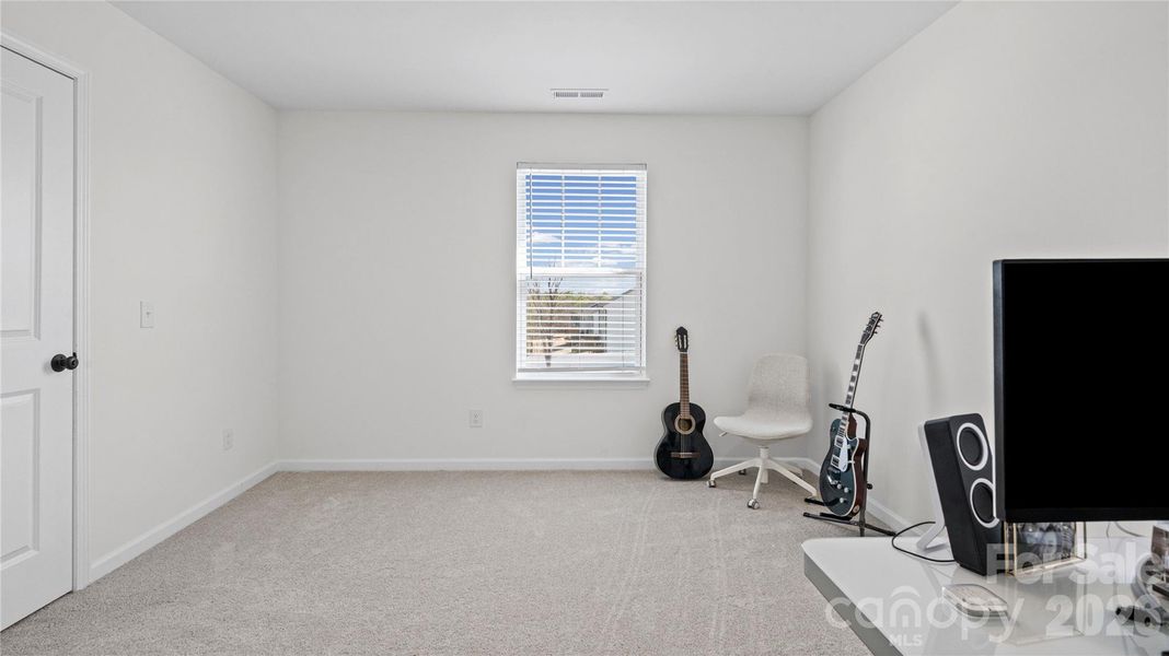 Office/Bonus Room Office/Bonus Room