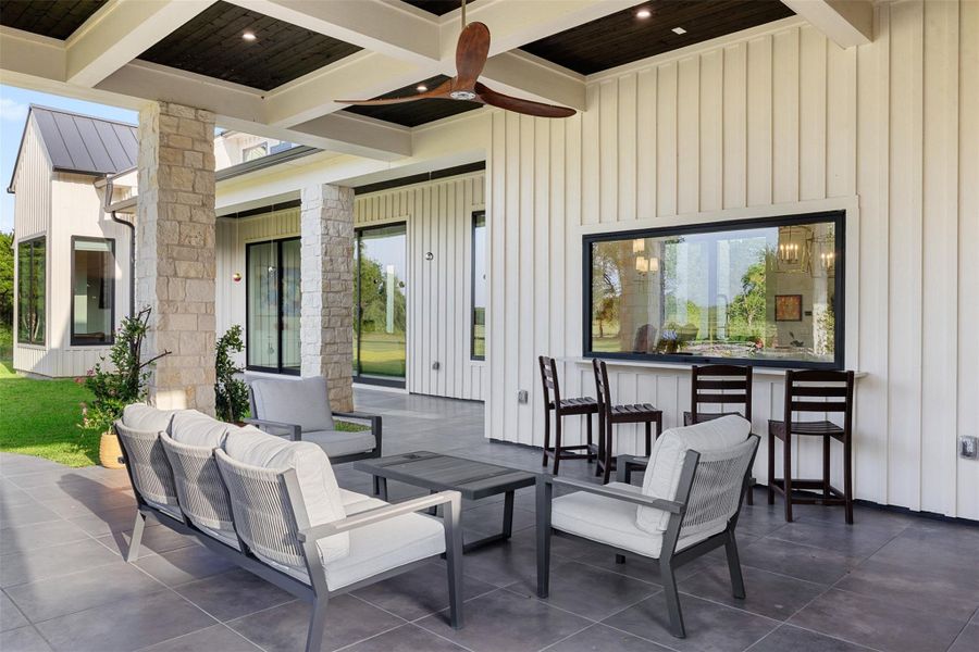 OUTDOOR ENTERTAINMENT