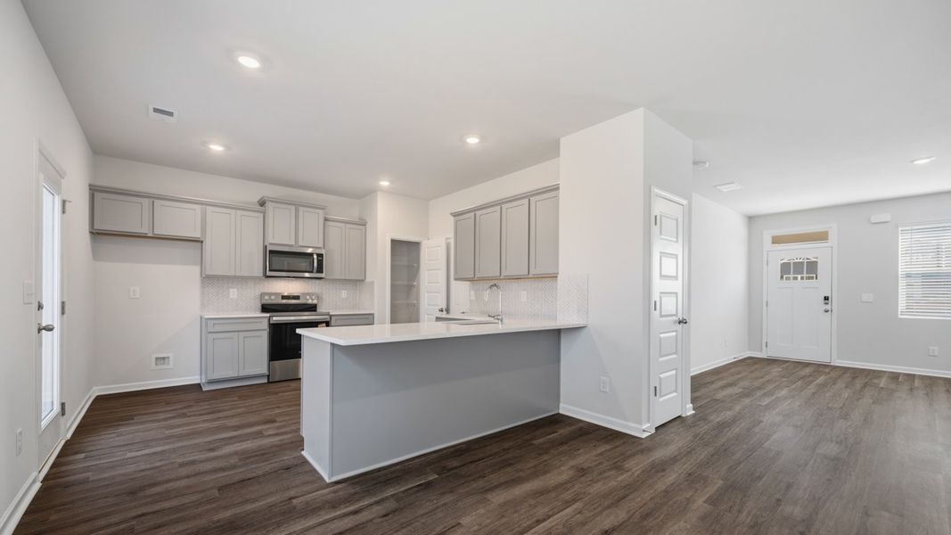 Furnished interior view inside a new home in Willowbrook, Winder (Image 5).
