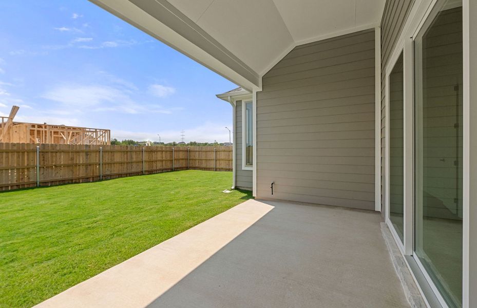 Representative exterior details of a home built from the Boling by Pulte Homes in Kuempel Estates, Pflugerville (Image 3).