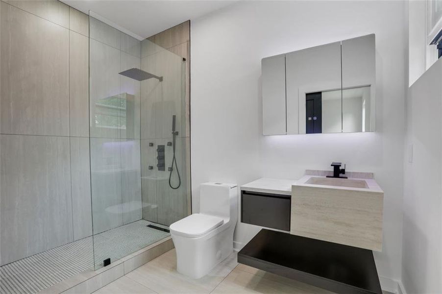 Furnished interior view inside a new home in , Atlanta (Image 3).