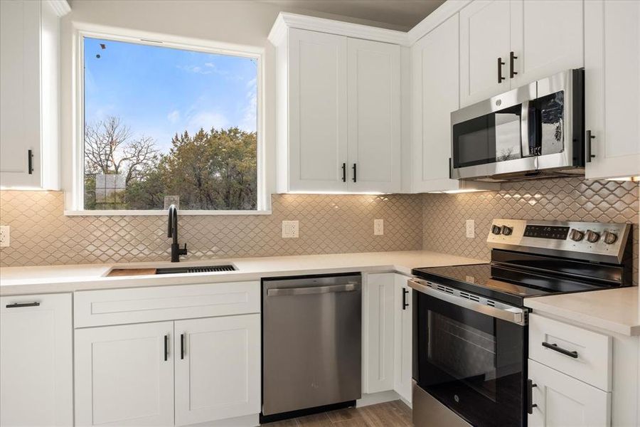 Furnished interior view inside a new home in , Granbury (Image 6). Furnished interior view inside a new home in , Granbury (Image 6).