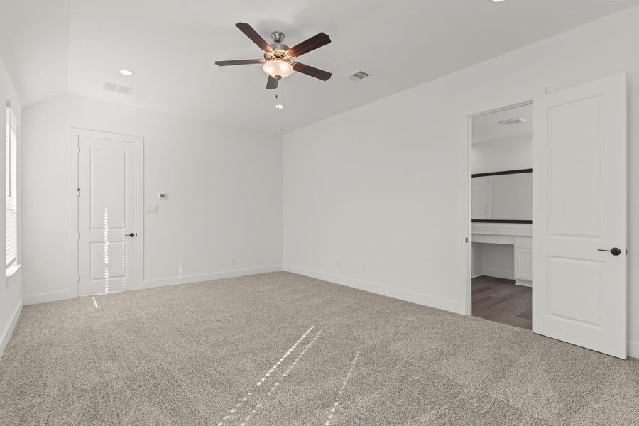 Spacious, unfurnished interior of a new home in Westland Ranch 60' Homesites, League City (Image 31). Spacious, unfurnished interior of a new home in Westland Ranch 60' Homesites, League City (Image 31).