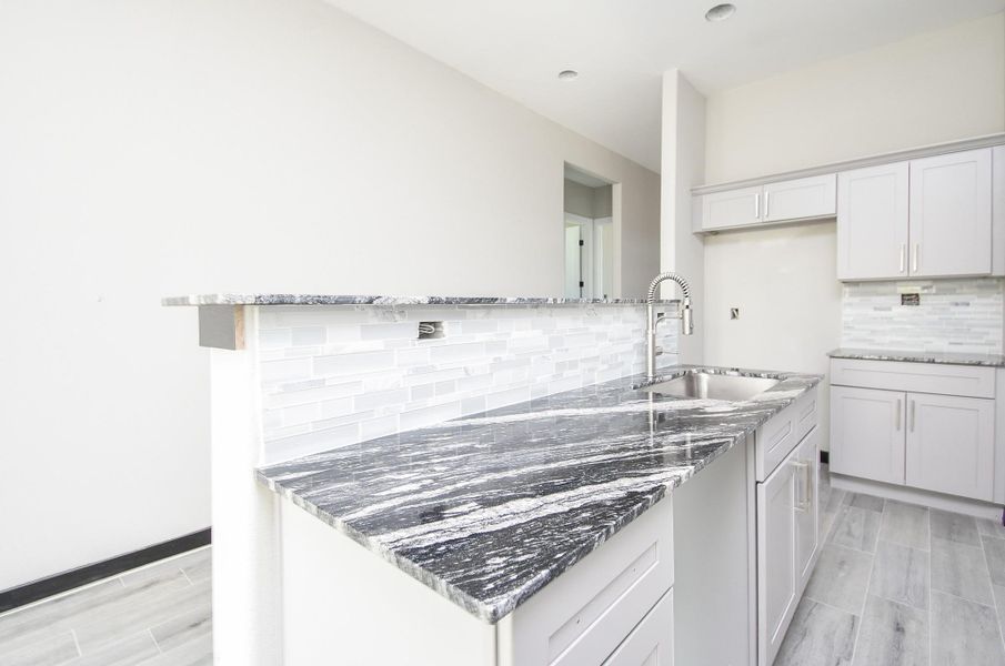 Furnished interior view inside a new home in , Sweeny (Image 30).